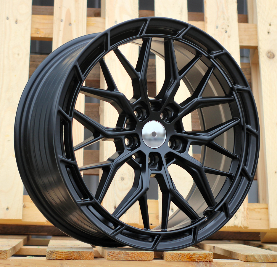 Jante RACIN 18x8 ET35 5x120 - Black Half Matt