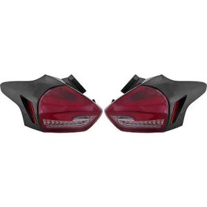 Jogo de farolins traseiros para Ford Focus V Berlina/Carrinha (CB8) 15-18