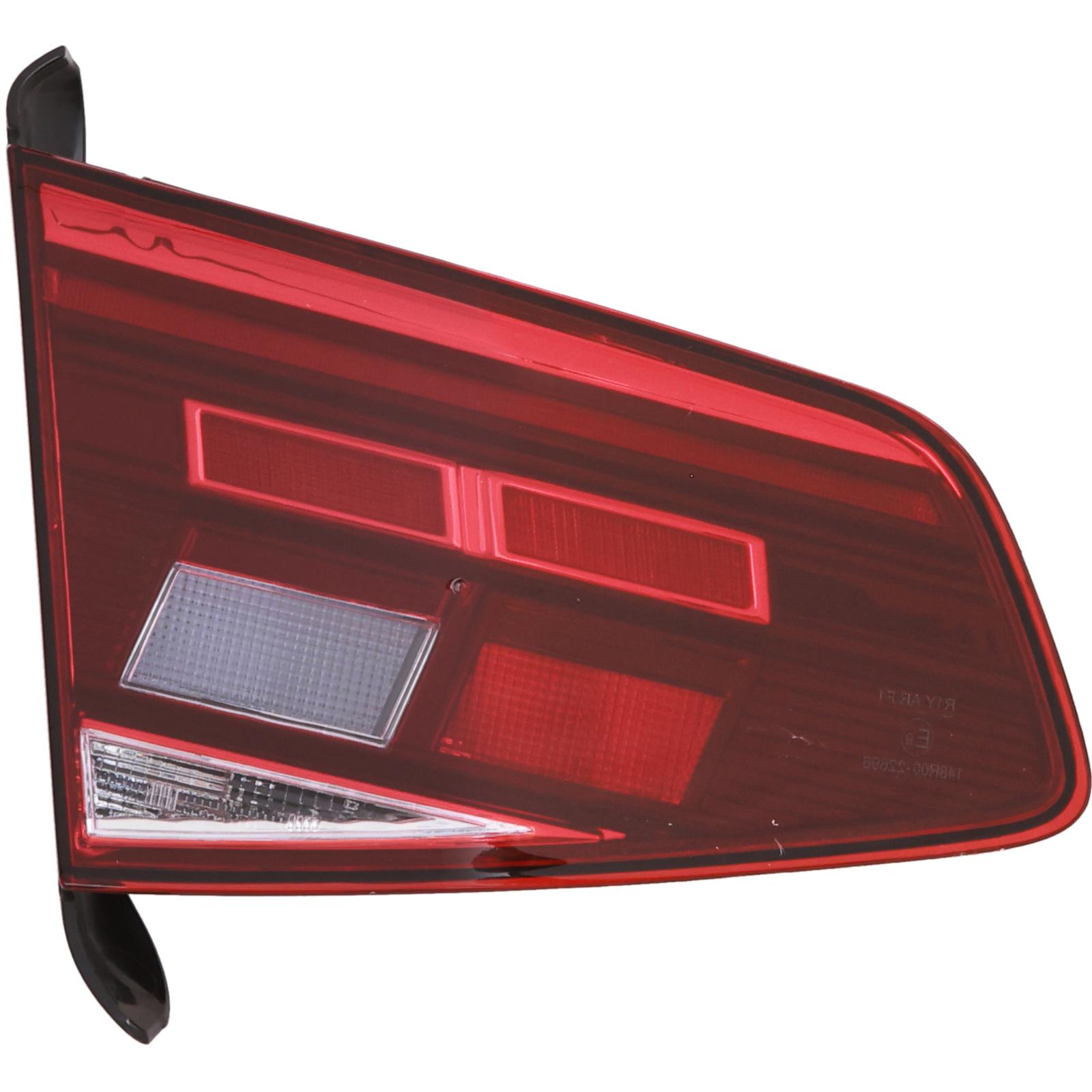Luz traseira Esquerdo para Volkswagen Passat Berlina/Carrinha 19->>