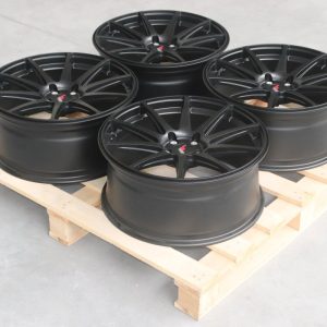 Jante JR Wheels Complete Sets 20x8,5 ET35 5x114,3 - Matt Black