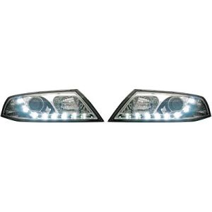 Jogo de faróis principais para Skoda Octavia Berlina/Carrinha 04-08