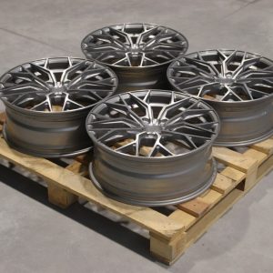 Jante Concaver Complete Sets 20x8 ET40 5x120 - Brushed Titanium