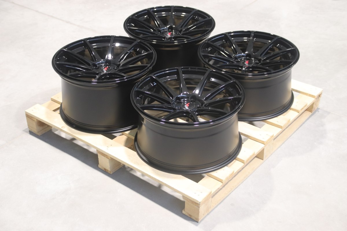 Jante JR Wheels Complete Sets 20x10;11 ET30 5x112 - Black
