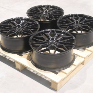 Jante JR Wheels Complete Sets 20x8,5 ET40 5x112 - Black