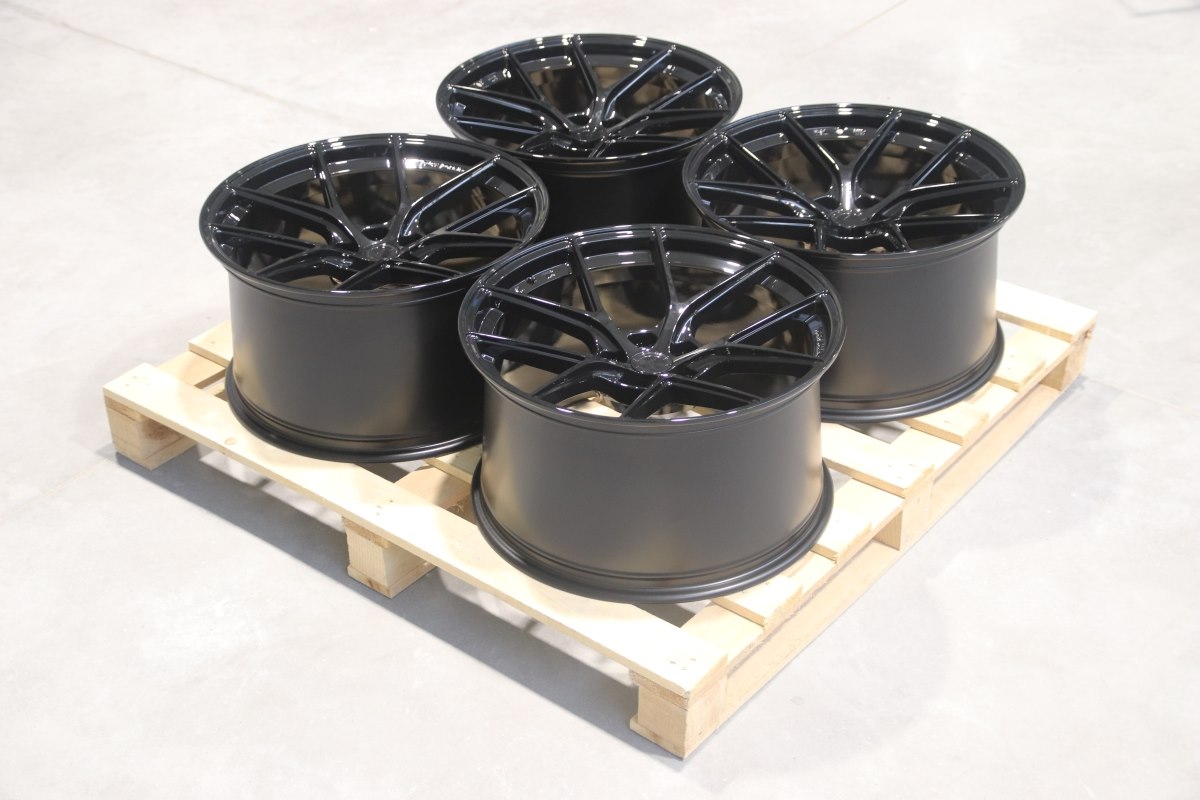 Jante JR Wheels Complete Sets 20x11 ET30 5x112 - Black