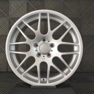 Jante Pesa Wheels PW2816 18×9 ET40 5×120 – Silver