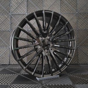 Jante Pesa Wheels PW7420 18×8,5 ET35 5×112 – Gloss Black