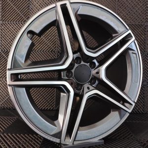 Jante Pesa Wheels PW2524 20×8,5 ET36 5×112 – Gun Metal Machined Face