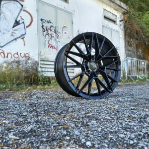 Jante Pesa Wheels PW5025 17×7,5 ET38 5×120 – Gloss Black - Image 3