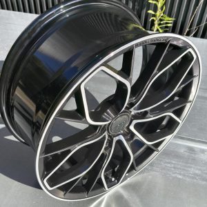 Jante Pesa Wheels PW4480 18×8 ET40 5×112 – Black Machined Face - Image 3