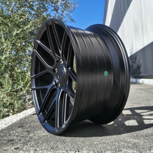 Jante Pesa Wheels PW2996 18×8 ET30 5×120 – Matt Black - Image 4
