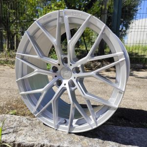 Jante Pesa Wheels PW3696 19×9,5 ET40 5×120 – Silver - Image 2