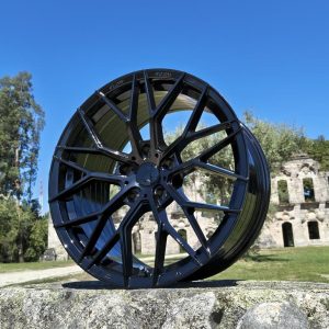 Jante Pesa Wheels PW4751 17×7,5 ET38 5×112 – Gloss Black