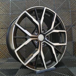 Alternative view of Jante Pesa Wheels PW6771 19×8 ET30 5×120 – Black Machined Face