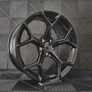 Jante Pesa Wheels PW1304 19×8,5 ET35 5×112 – Black