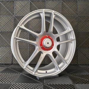 Jante Pesa Wheels PW7450 17×7,5 ET40 10×100-112 – Silver