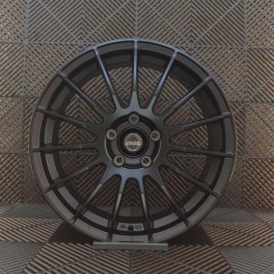 Jante Pesa Wheels PW4766 17×7 ET35 4×100 – Black