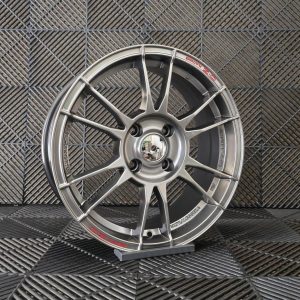 Jante Pesa Wheels PW9544 16×6,5 ET23 4×108 – Hyper Black