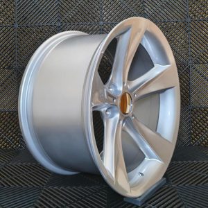 Jante Pesa Wheels PW3296 18×8,5 ET20 5×112 – Silver - Image 2