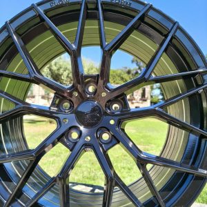 Jante Pesa Wheels PW9174 18×8 ET35 5×120 – Gloss Black