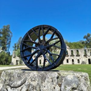 Jante Pesa Wheels PW6833 18×9 ET40 5×120 – Gloss Black