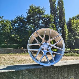 Jante Pesa Wheels PW8989 18×9 ET35 5×120 – Hyper Silver