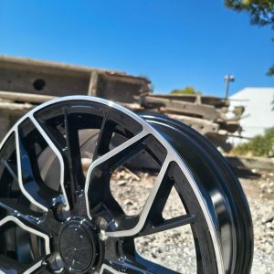 Jante Pesa Wheels PW3028 16×6,5 ET35 5×112 – Black Machined Face - Image 2