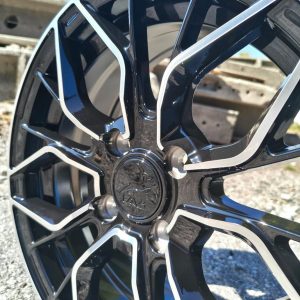 Jante Pesa Wheels PW3028 16×6,5 ET35 5×112 – Black Machined Face - Image 3