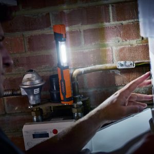 Lanterna LED Telescópica Recarregável OSRAM 270 lm - Image 18