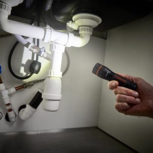 Lanterna LED OSRAM TORCH 450 ESSENTIAL com Foco Ajustável - Image 8