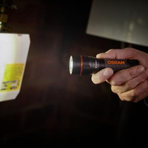 Lanterna LED OSRAM TORCH 450 ESSENTIAL com Foco Ajustável - Image 7